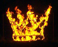 Crown fire sculpture at Bishops Cannings 2007